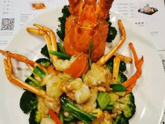 -匠心牛公馆·潮汕牛肉海鲜火锅(索菲特店)