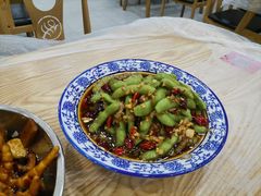 -江城燕子大排档(江汉路步行街店)