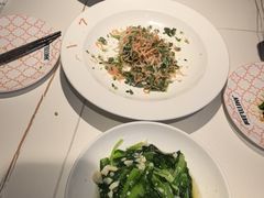 -阿瓦山寨·湘菜现炒·剁椒鱼头王(咸阳总店)