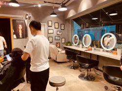 -时尚殿堂明星门店