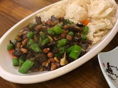 锅巴牦牛肉-小厨子私房菜·云南美食店