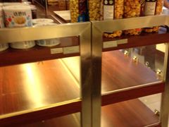 -85度C(生甜甜圈研究工坊·上海局门店)