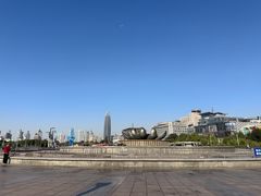 -泉城广场