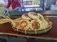 -年辉渔村·非遗传承餐厅(新丰江店)