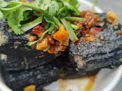 黑色经典臭豆腐-黑色经典臭豆腐·湖南特产(坡子街店)