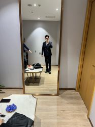 -红领RED COLLAR西装定制体验中心