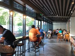 -星巴克(西藏路店)