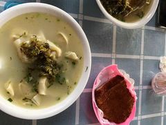 黄鱼馄饨-洪大妈·黄鱼面(金山嘴渔村店)