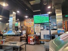 -马路牙子烧烤音乐酒馆(望京店)
