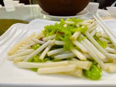 -蔼若春.传承三十年云南菜(金碧公园店)
