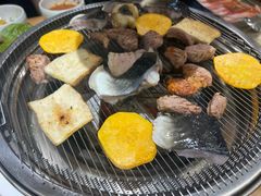 -青瓦餐厅·生鱼片·韩园烤肉(西塔店)