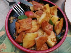 酸梅酱苹果猪颈肉-大树餐厅(红旗街万达店)