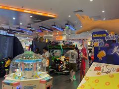 -反斗乐园π·电玩·高空拓展·蹦床(龙华天虹店)