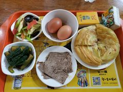 -牛一嘴·兰州牛肉面·大盘鸡(财富中心店)