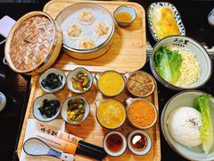 -裕兴记•蟹黄面馆(人民广场店)