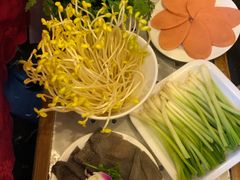 -山城年华老火锅(玉林店)