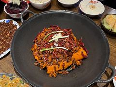 -萍姐火锅·公路夜市(武汉首店)