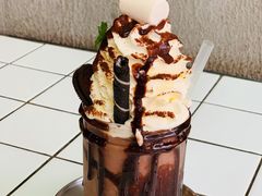 爆炸冰激淋巧克力-MIKAKU(万达广场上海宝山店)