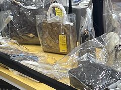 -BIGOFFS 超级折扣(仁恒伊势丹店)