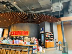 大堂-星巴克(西安曲江银泰店)