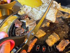 -胡悦里韩式烤肉(芝罘万达广场店)