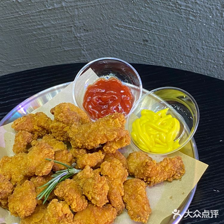 江门新会探店｜里巷｜暗黑风格ins新店