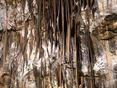 -波斯托伊纳溶洞