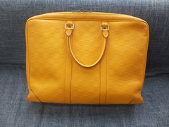 -IRENCE伊琳丝奢侈品皮具护理(二手鉴定世界广场店)