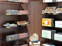 -Laderach 莱德拉(上海环贸iapm店)