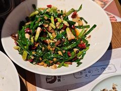 -黄泥岗·地道湖北菜(奥特莱斯店)