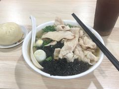 -老滕家过桥米线(金鱼胡同店)
