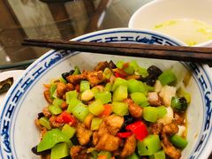 辣子鸡丁煮馍-老西安韩记三鲜煮馍(四府街店)