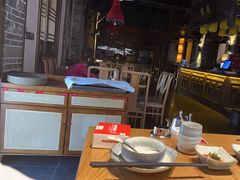 -野山舂·贵州现舂酸汤牛肉(东山店)