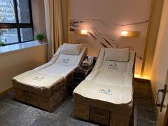 -崇英经络足疗(曲江店)