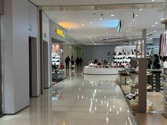 -阳光世纪奥特莱斯店