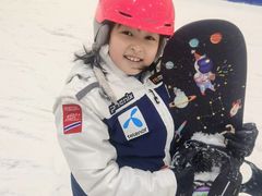 -乔波室内滑雪场