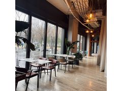 靠窗位-The Rug Cafe(王府中环店)