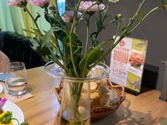 -暹罗酒肆泰餐厅酒吧