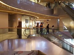 -东荟城名店仓