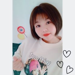 -构想时尚发型会所