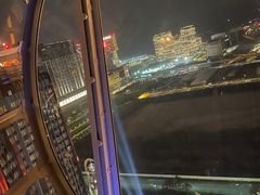 -影汇之星8字形摩天轮
