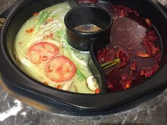 -佬土鹅肠火锅(解放路店)