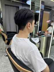 -藤野造型烫发染发