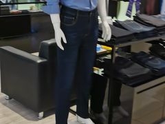 -银泰百货(舟山临城店)