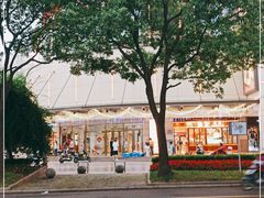 -百联临沂购物中心(临沂路店)