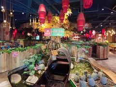 大堂-老滇山寨•云南特色菜•地方菜•民族风情歌舞表演(金碧店)