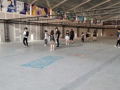 -未来战场·大空间VR·轰趴·团建(常营店)