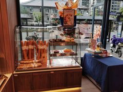 面包甜点陈列柜-巴黎贝甜·生日蛋糕(杭州文二路店)