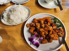 -聚汇三少·龙虾·中餐厅(莫邪路新天地店)