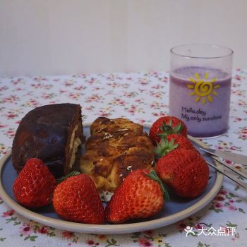 太好啃了 香芋肉松面包 芋头存在感低